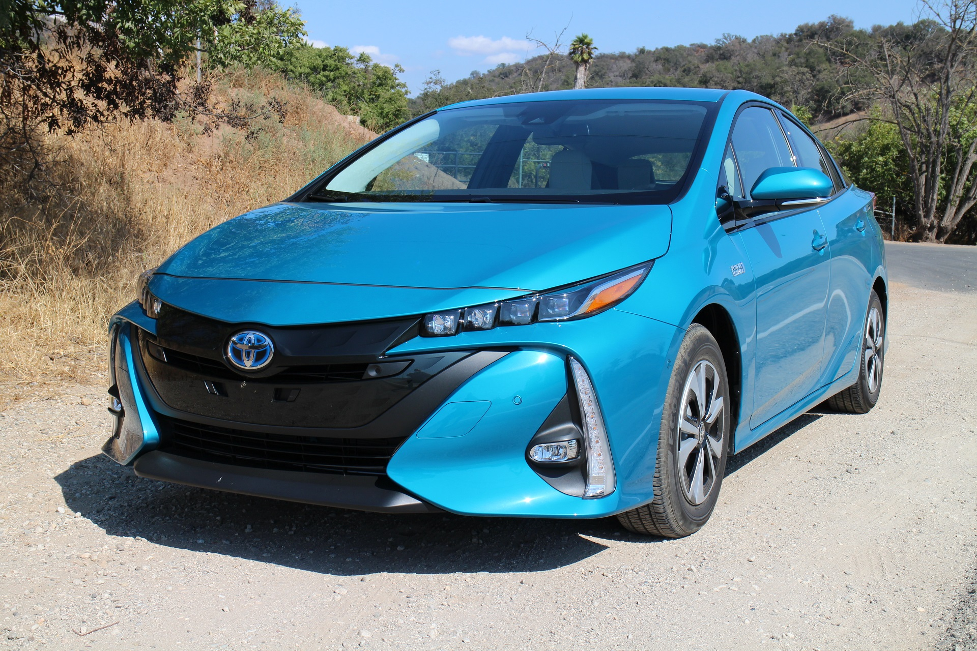 Best Deals On Plug in Hybrid And Electric Cars For May 2019