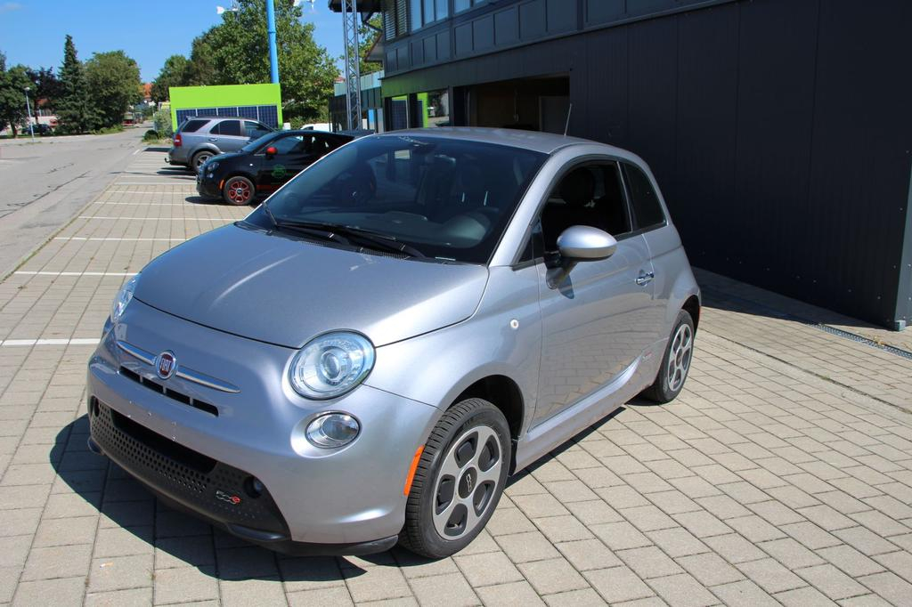 Fiat 500 500e California