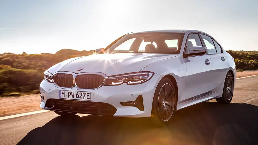 Canadian Pricing For BMW 330e Hybrid Announced Qualifying For IZEV