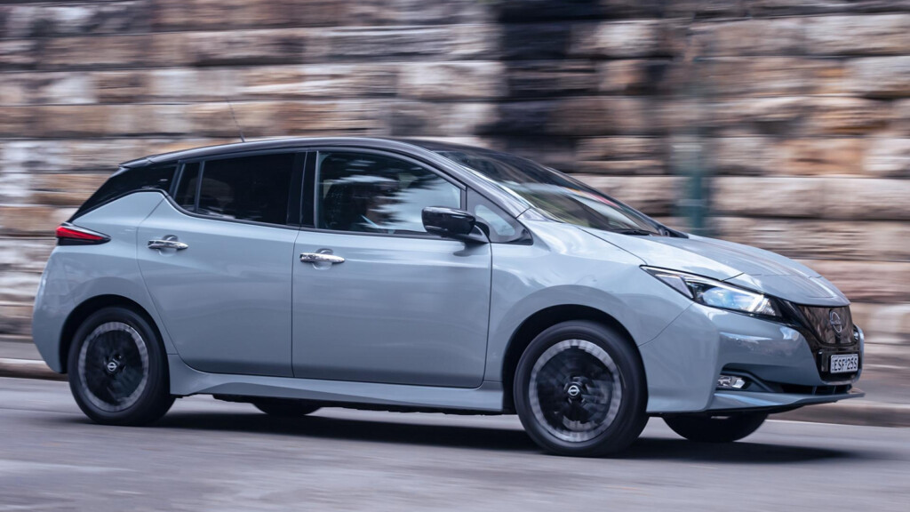 Foto Gambar Eksterior Nissan Leaf 2023 Autofun